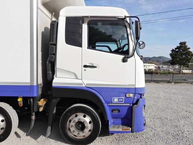 NISSAN DIESEL QUON 2018 Image 31
