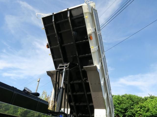 HINO PROFIA 2025 Image 31