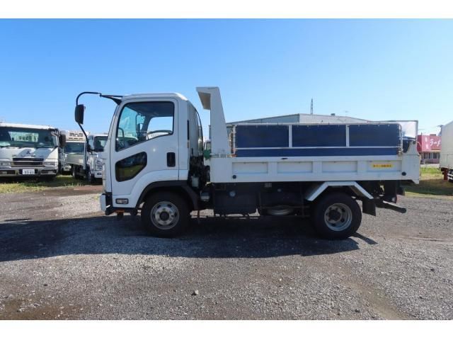 ISUZU FORWARD 2017 Image 31