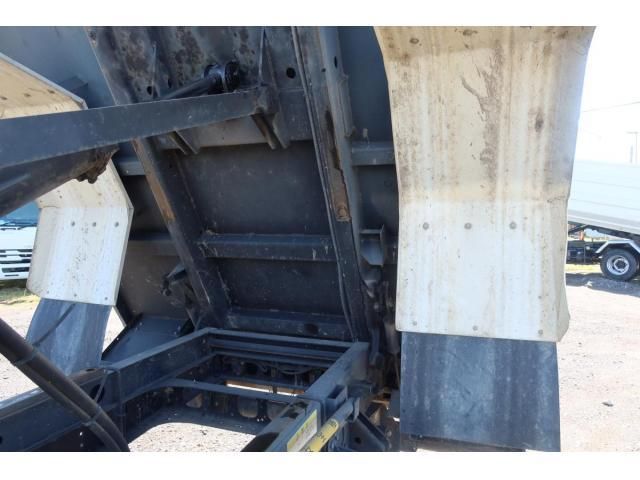 ISUZU FORWARD 2017 Image 31