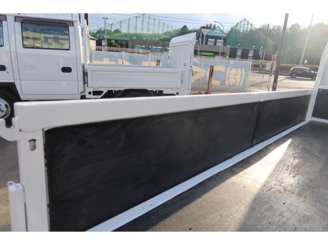 ISUZU ELF 2015 Image 31