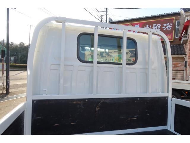ISUZU ELF 2015 Image 31