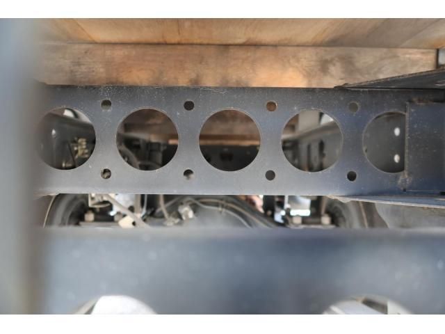 ISUZU ELF 2015 Image 31