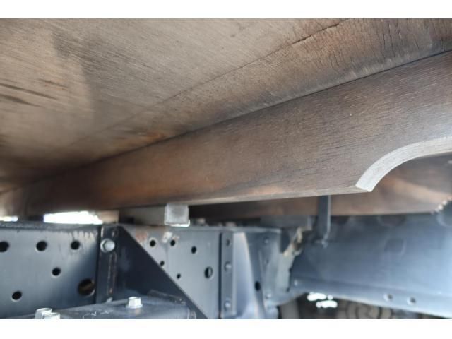 ISUZU ELF 2015 Image 31