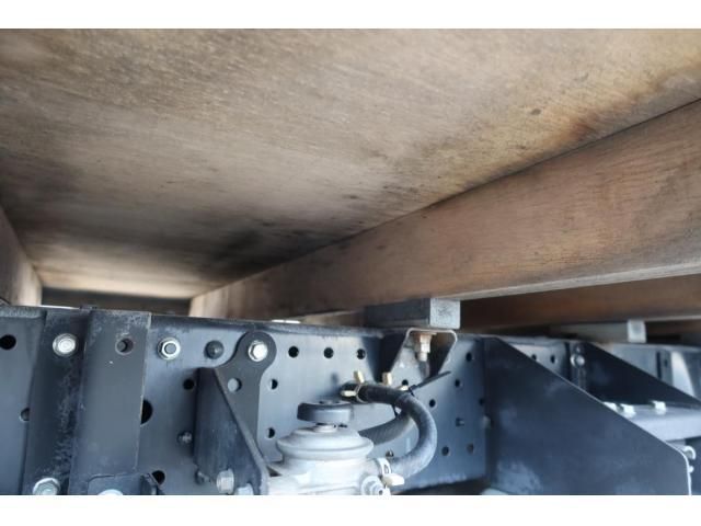 ISUZU ELF 2015 Image 31