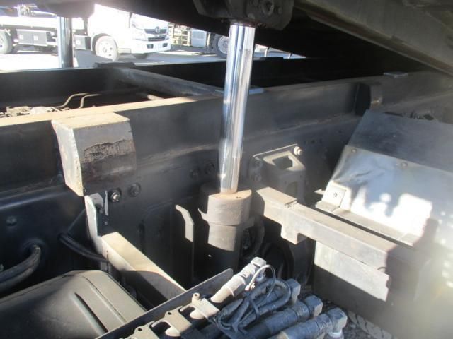 MITSUBISHI FUSOU SUPER GREAT 2007 Image 31