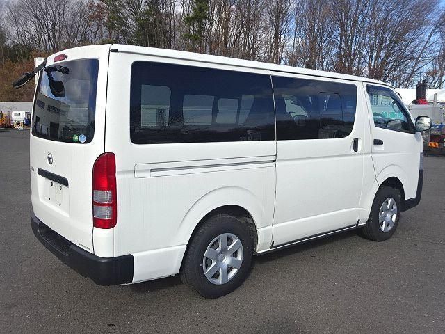 TOYOTA HIACE 2019 Image 31