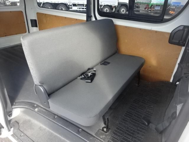 TOYOTA HIACE 2019 Image 31