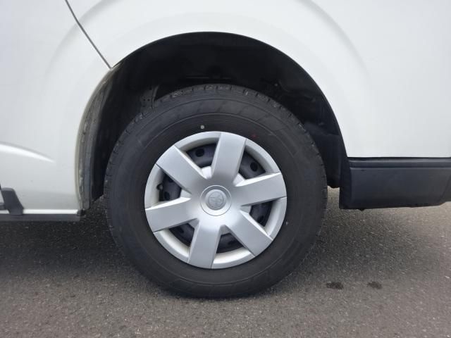 TOYOTA HIACE 2019 Image 31