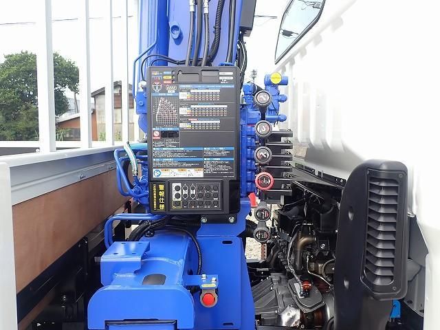 MITSUBISHI CANTER 2025 Image 31