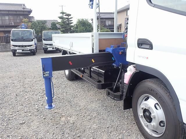 MITSUBISHI CANTER 2025 Image 31