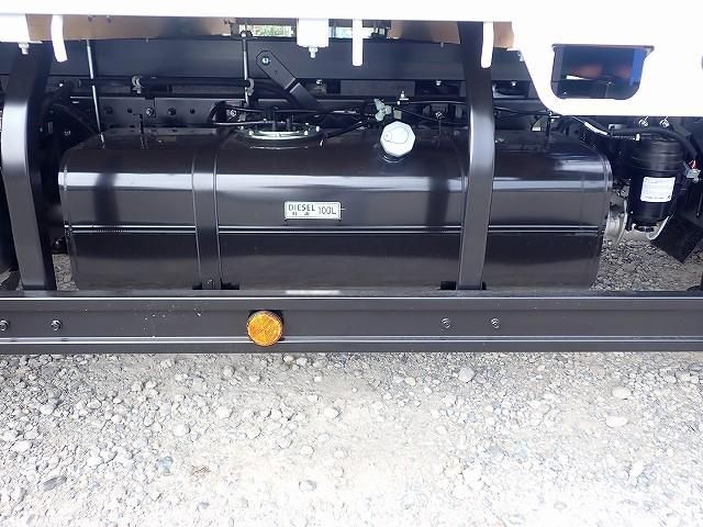 MITSUBISHI CANTER 2025 Image 31