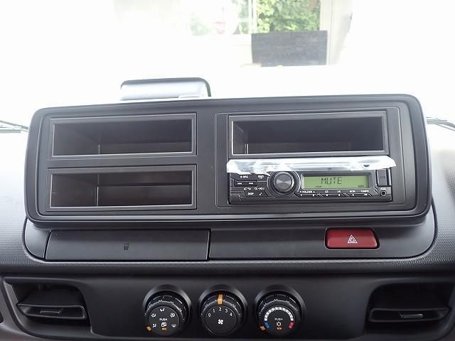 MITSUBISHI CANTER 2025 Image 31