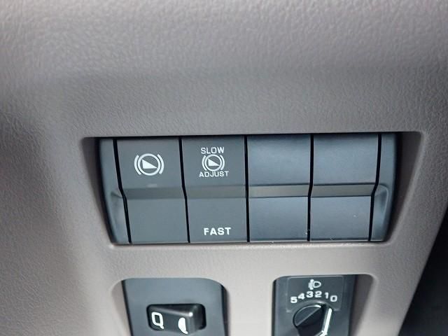 MITSUBISHI CANTER 2025 Image 31