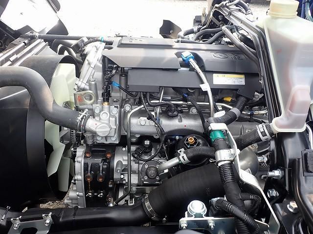 MITSUBISHI CANTER 2025 Image 31