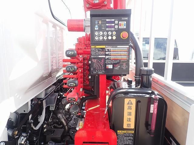 MITSUBISHI CANTER 2025 Image 31