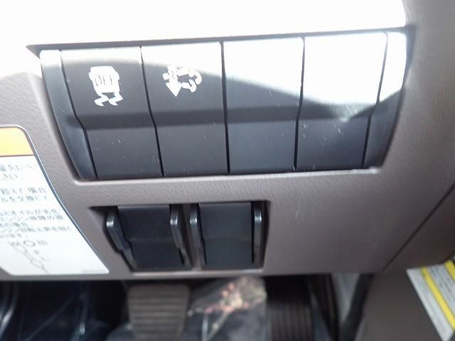 MITSUBISHI CANTER 2025 Image 31