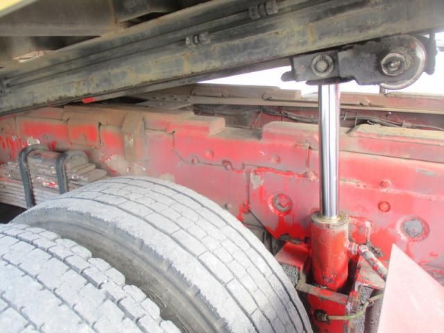 ISUZU FORWARD 2004 Image 31