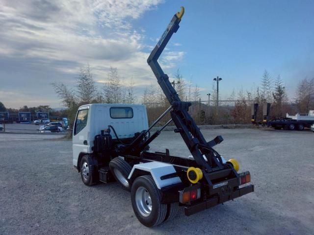 MITSUBISHI CANTER 2007 Image 31