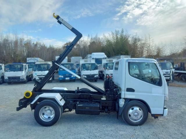MITSUBISHI CANTER 2007 Image 31