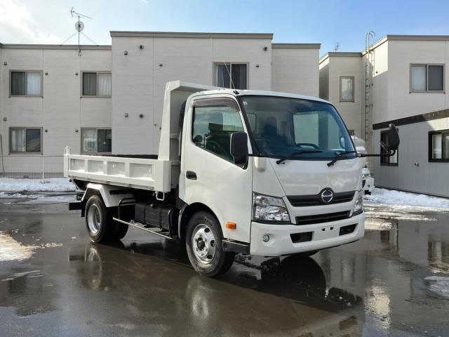 HINO DUTRO 2016 Image 31