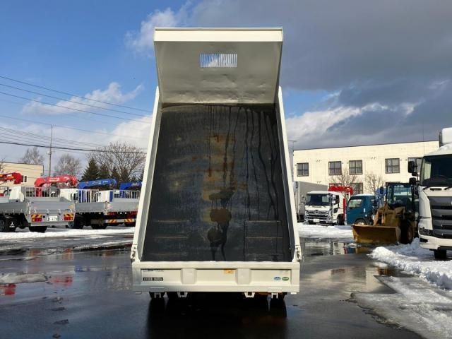 HINO DUTRO 2016 Image 31