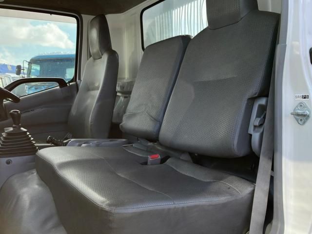 HINO DUTRO 2016 Image 31