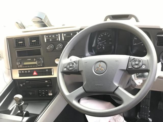 MITSUBISHI FUSOU SUPER GREAT 2025 Image 31