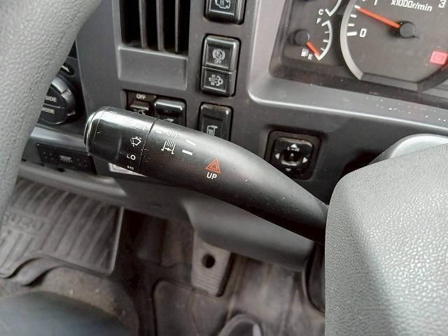 ISUZU FORWARD 2016 Image 31