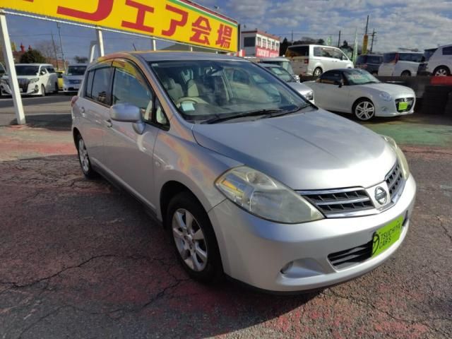 NISSAN TIIDA 2009 Image 31