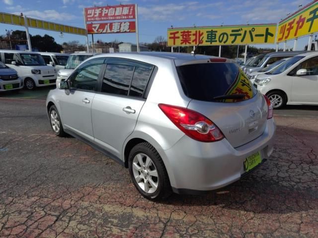 NISSAN TIIDA 2009 Image 31