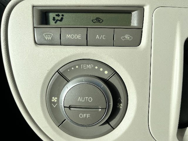 DAIHATSU MIRA COCOA 4WD 2014 Image 31