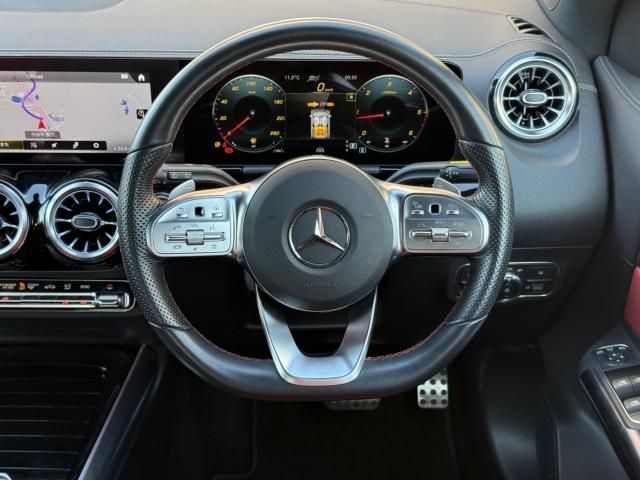 MERCEDES BENZ GLA CL 2022 Image 31