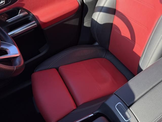 MERCEDES BENZ GLA CL 2022 Image 31