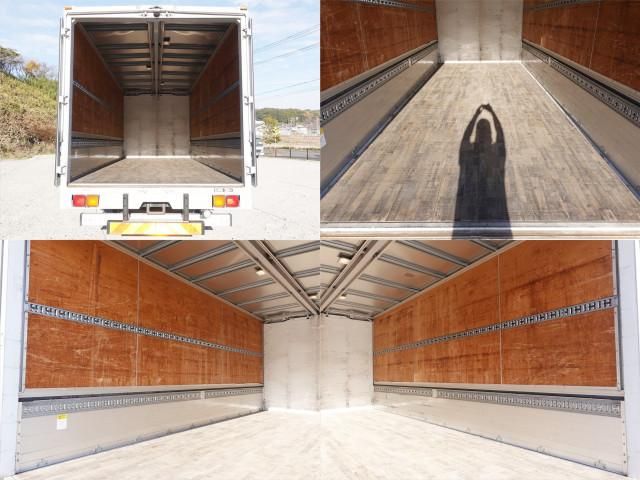 MITSUBISHI FUSOU FIGHTER 2014 Image 31