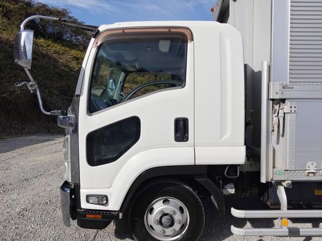 ISUZU FORWARD 2015 Image 31