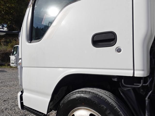 ISUZU ELF 2007 Image 31