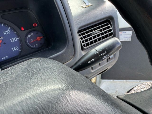 SUBARU SAMBAR TRUCK 2004 Image 31