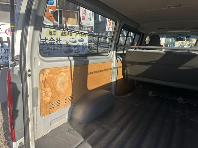 TOYOTA HIACE VAN 2WD 2006 Image 31