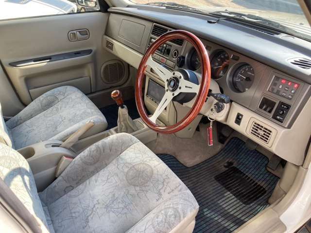 NISSAN RASHEEN 1998 Image 31