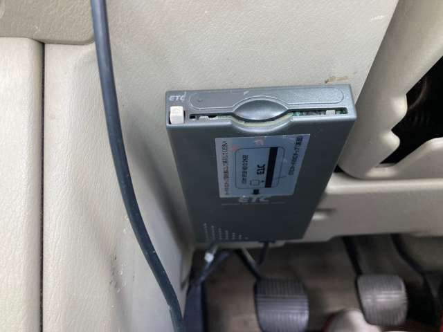 NISSAN RASHEEN 1998 Image 31