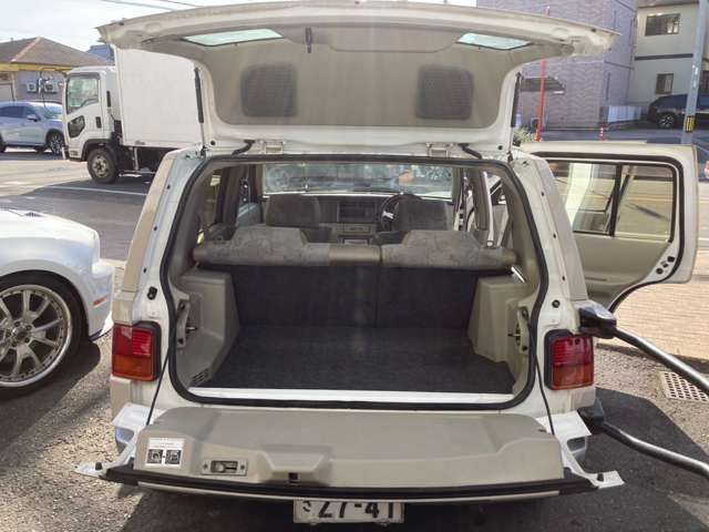 NISSAN RASHEEN 1998 Image 31