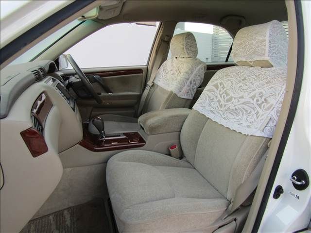 TOYOTA CROWN SEDAN 2002 Image 31