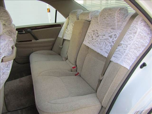 TOYOTA CROWN SEDAN 2002 Image 31