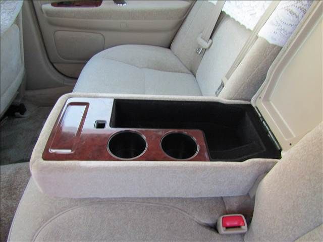 TOYOTA CROWN SEDAN 2002 Image 31