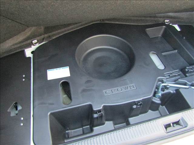 TOYOTA CROWN SEDAN 2002 Image 31