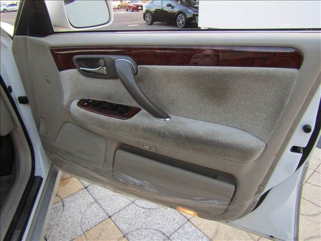 TOYOTA CROWN SEDAN 2002 Image 31