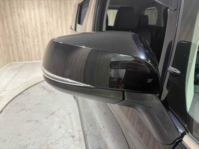 TOYOTA ALPHARD HYBRID 4WD 2019 Image 31