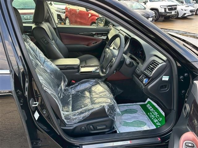 TOYOTA CROWN SEDAN HYBRID 2016 Image 31