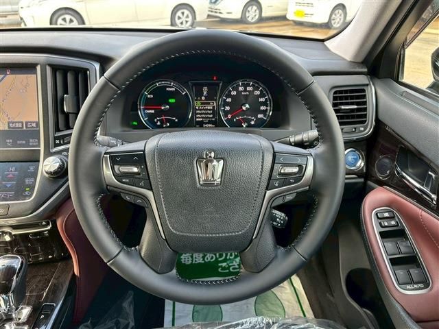 TOYOTA CROWN SEDAN HYBRID 2016 Image 31